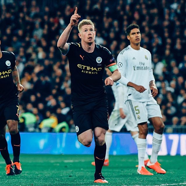 De Bruyne tras materializar el penalti que ponia el 1-2 en el marcador