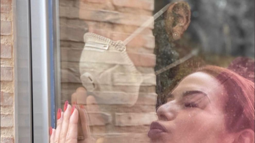 Ezequiel Garay, central del Valencia, durante la cuarentena